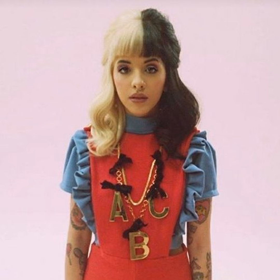 Why did Melanie and Jeremy write a song in alphabetical order?
