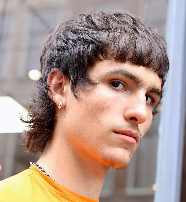 What is a long mod haircut?