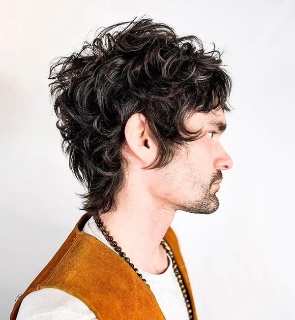 What are the best mod haircuts for wavy hair?