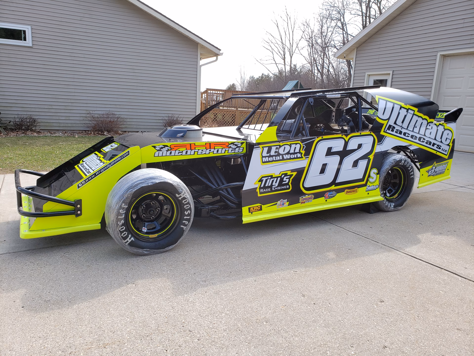What is modified racing?