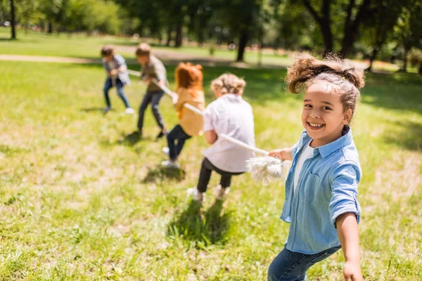 ¿Qué le pasó a la nena que jugaba con la arena?