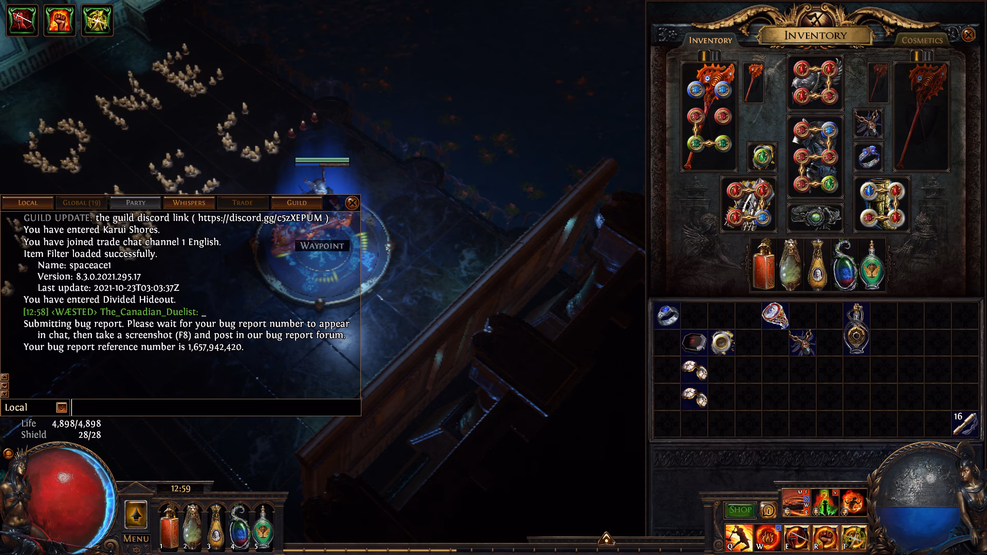 Why do players put items in the chat in poe2?