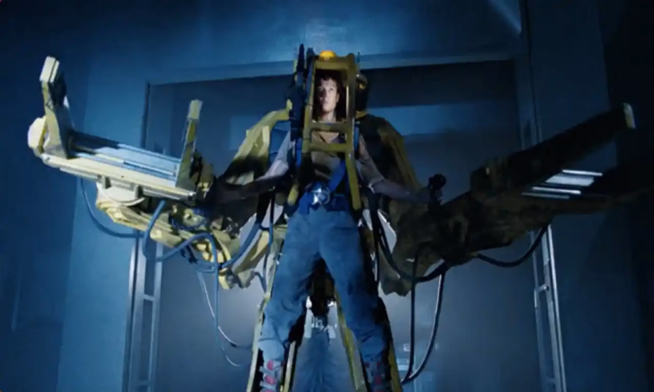 ¿Qué características tiene el traje de Héroe de power loader?