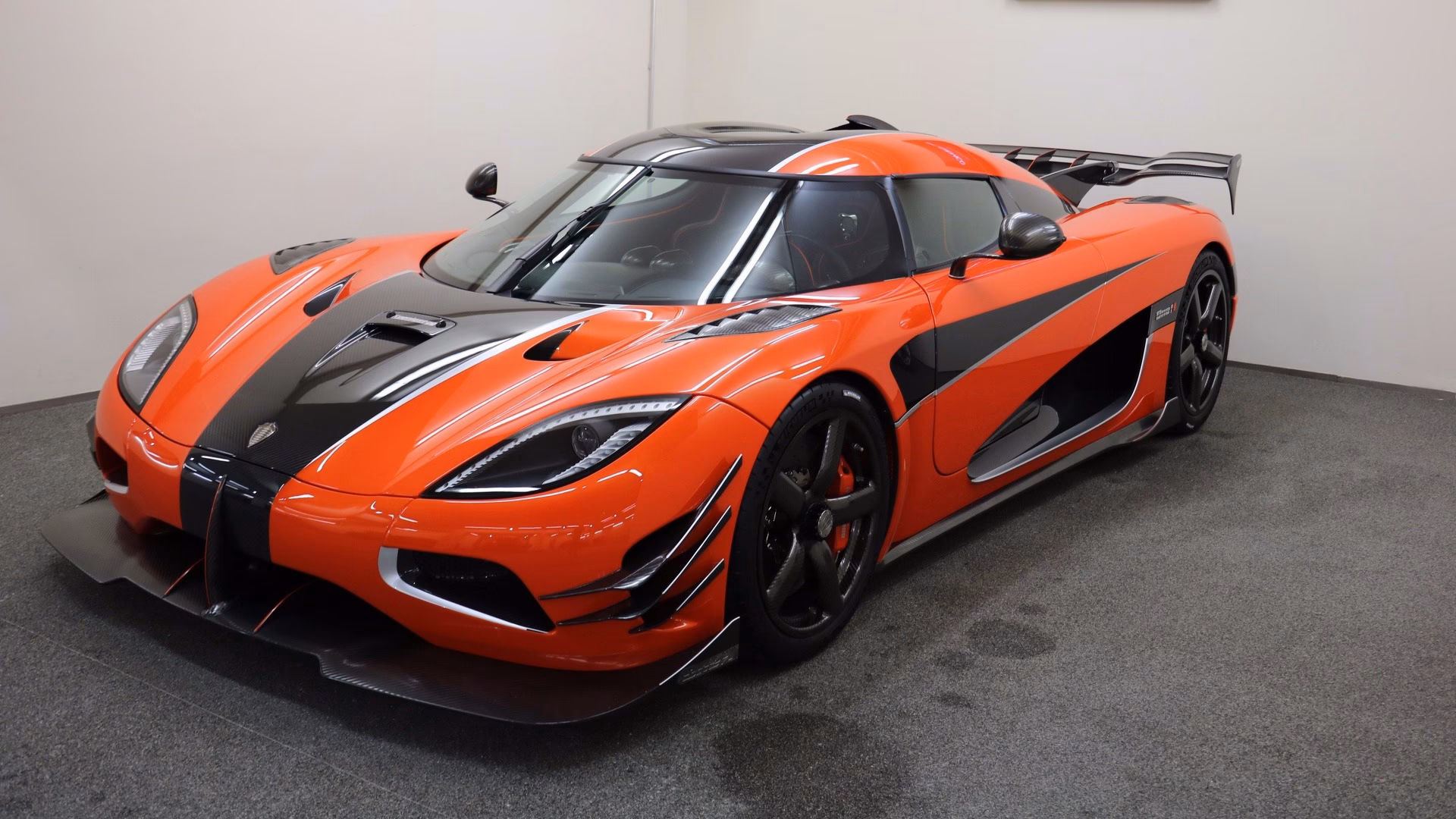 How much does a Koenigsegg One:1 car cost?