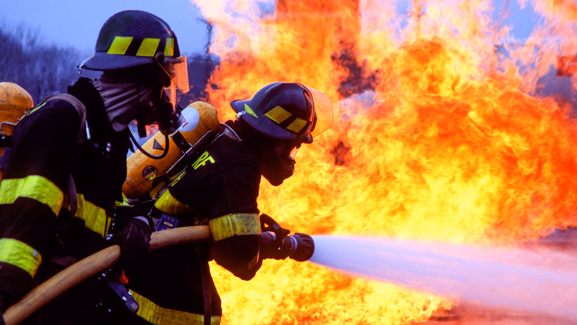 How did the coordinator put out a fire at home?