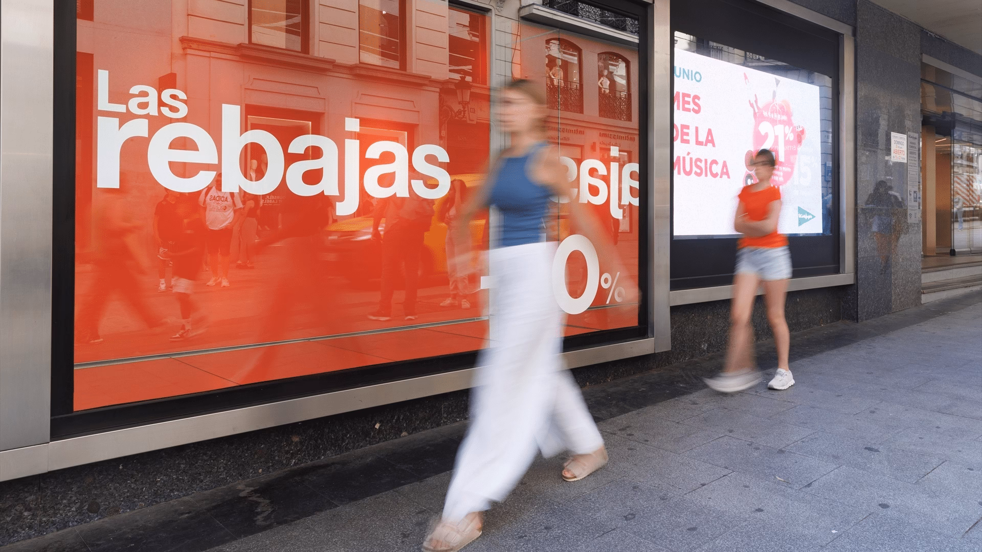 ¿Cuándo comenzaron las rebajas de moda y belleza?