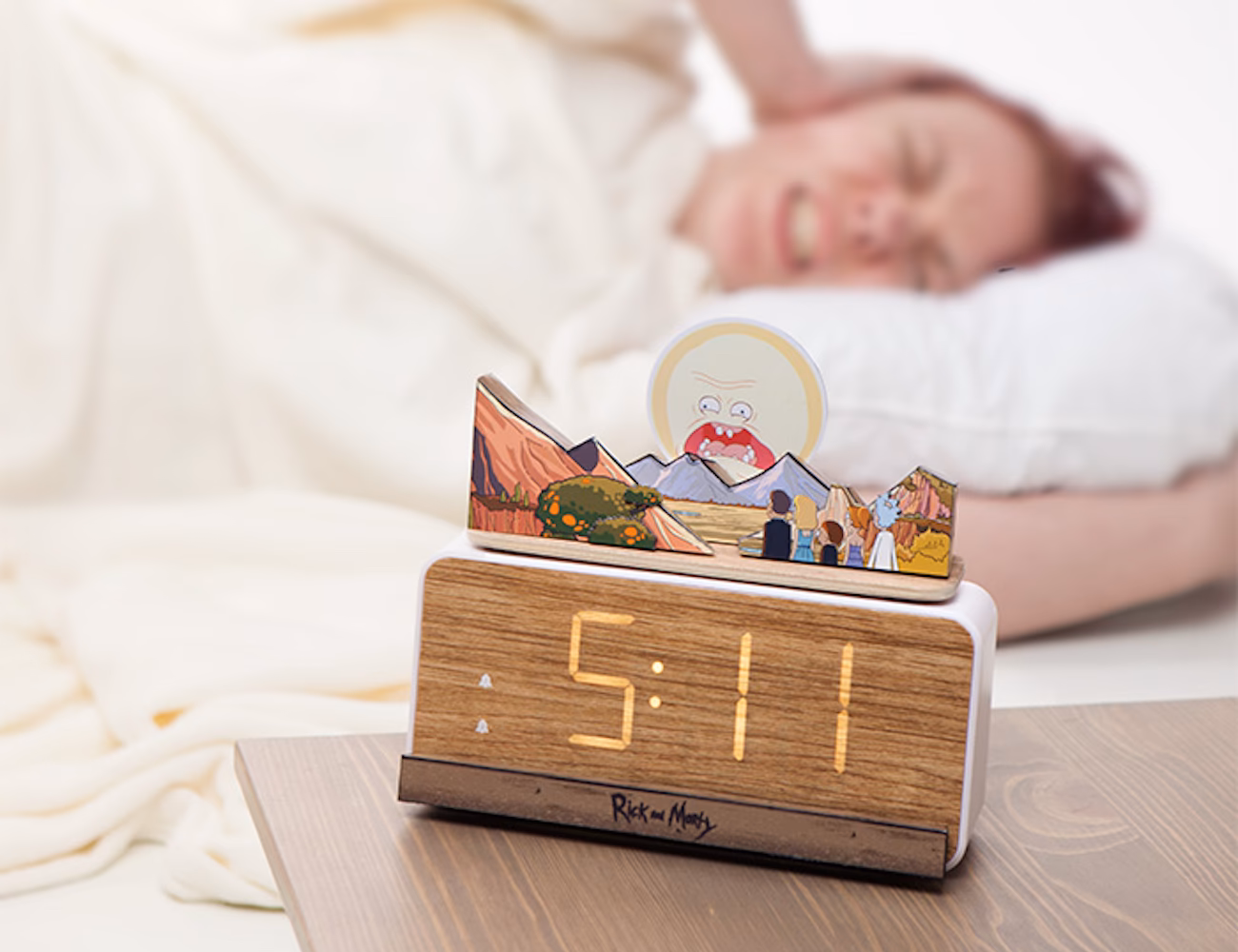 Does the extra loud alarm clock ring a ringer?