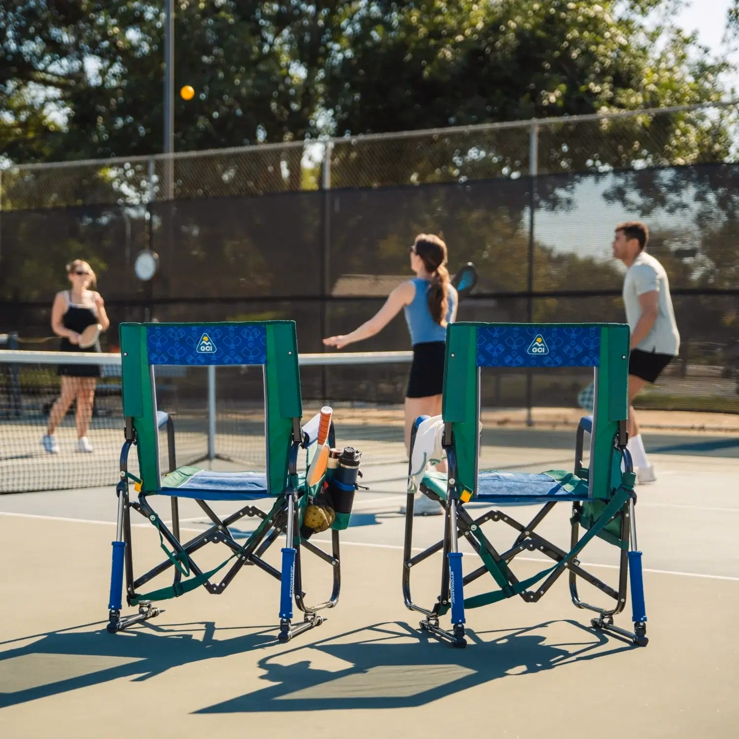 What is online tennis manager game - Rockin rackets?