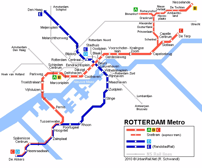 How many metro lines does Rotterdam have?