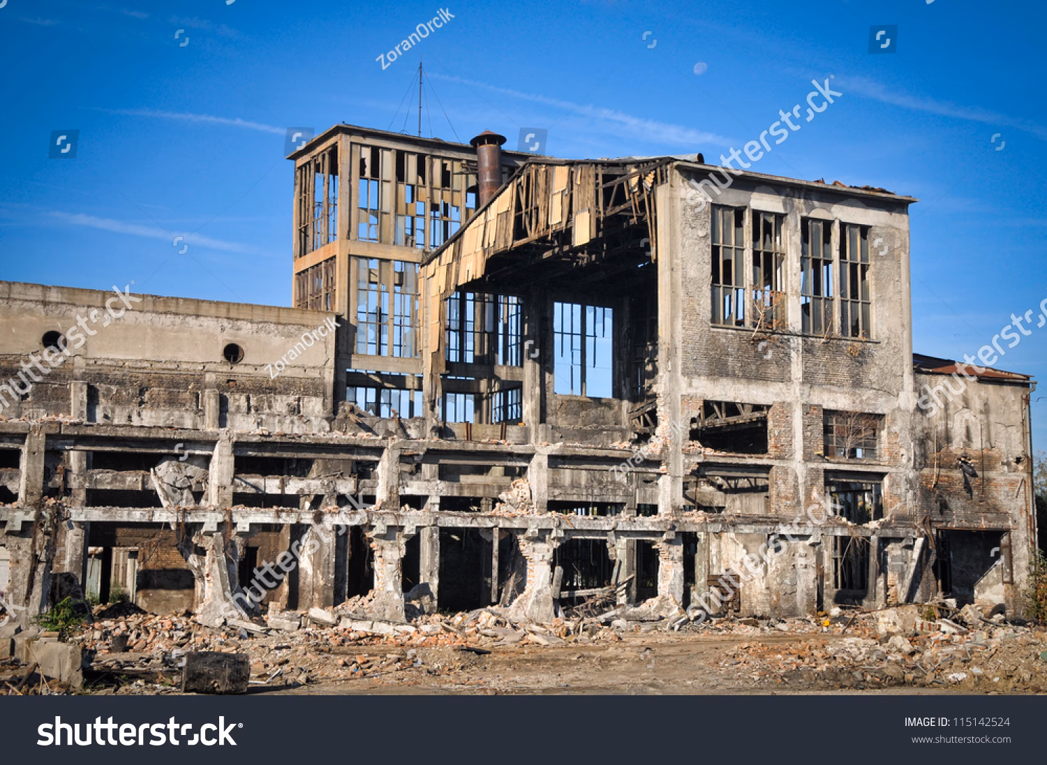 What is ruin & redemption in architecture?
