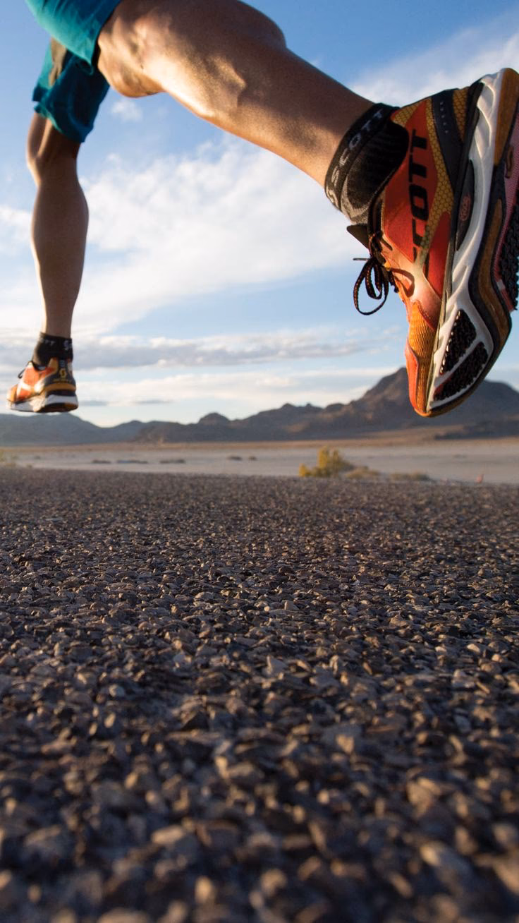 Where can I find running wallpapers for desktop?