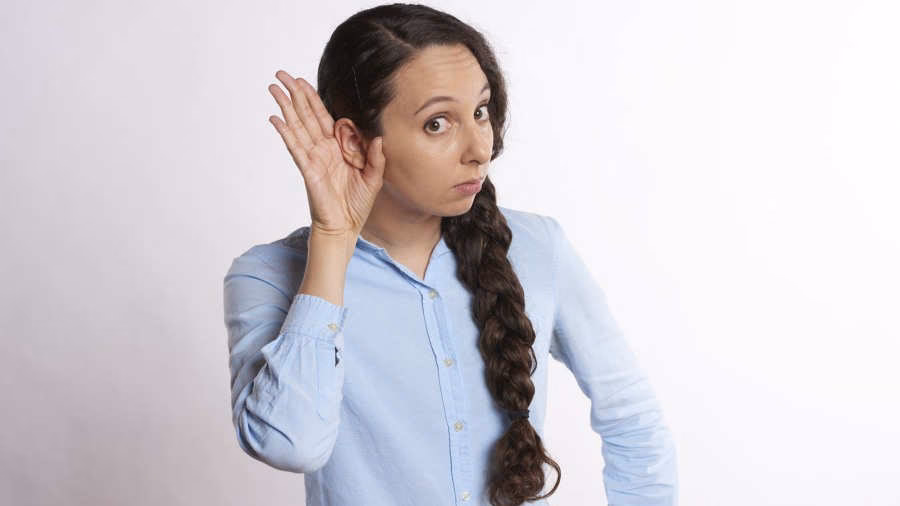 ¿Qué es el silbido en los oídos?