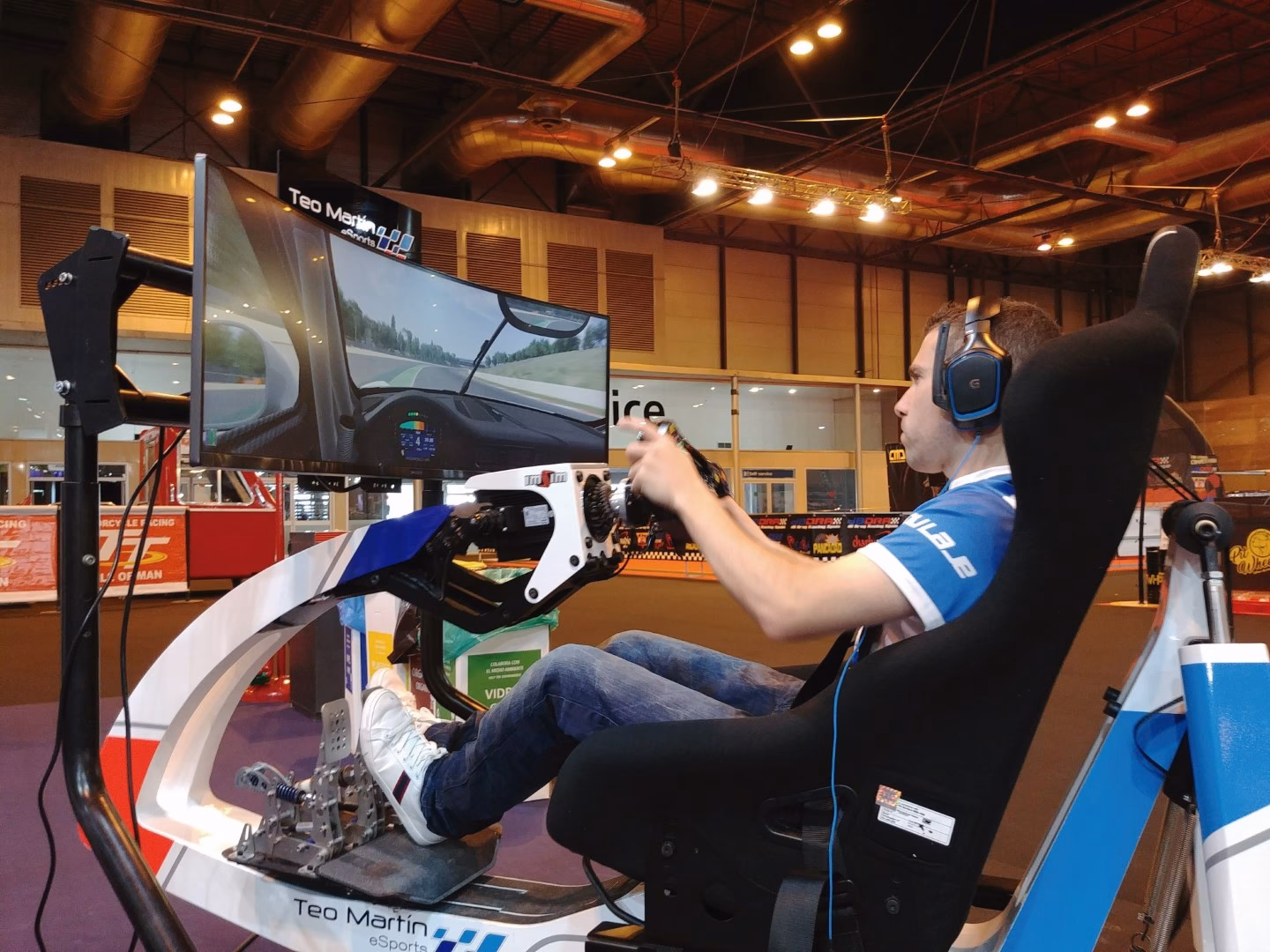 ¿Qué ofrece la tienda online española líder en productos simracing?