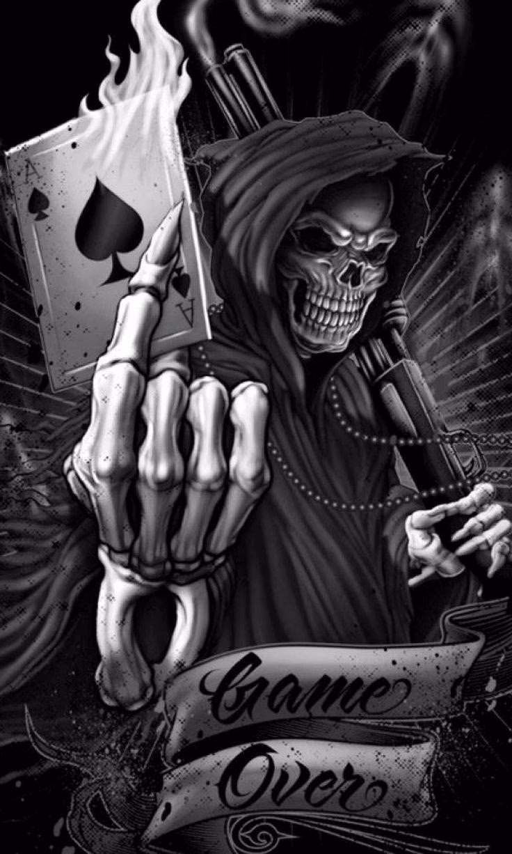How many images are there in the skeleton wallpaper collection?