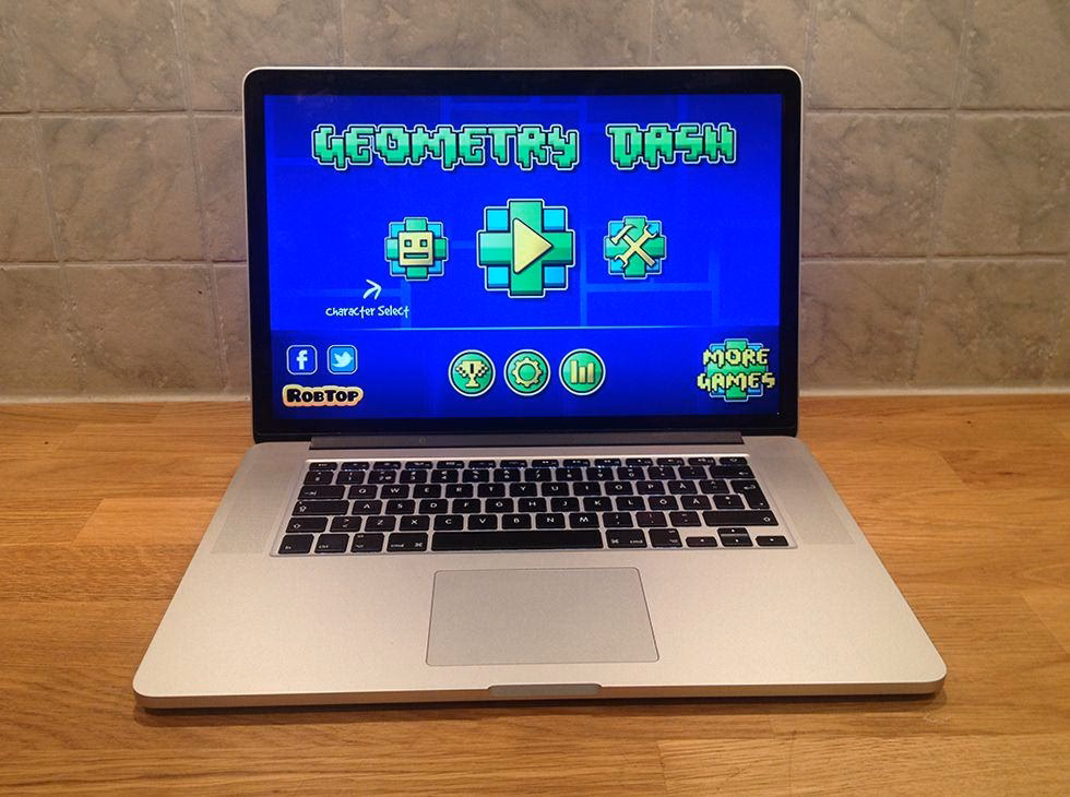 Does Geometry Dash lag?