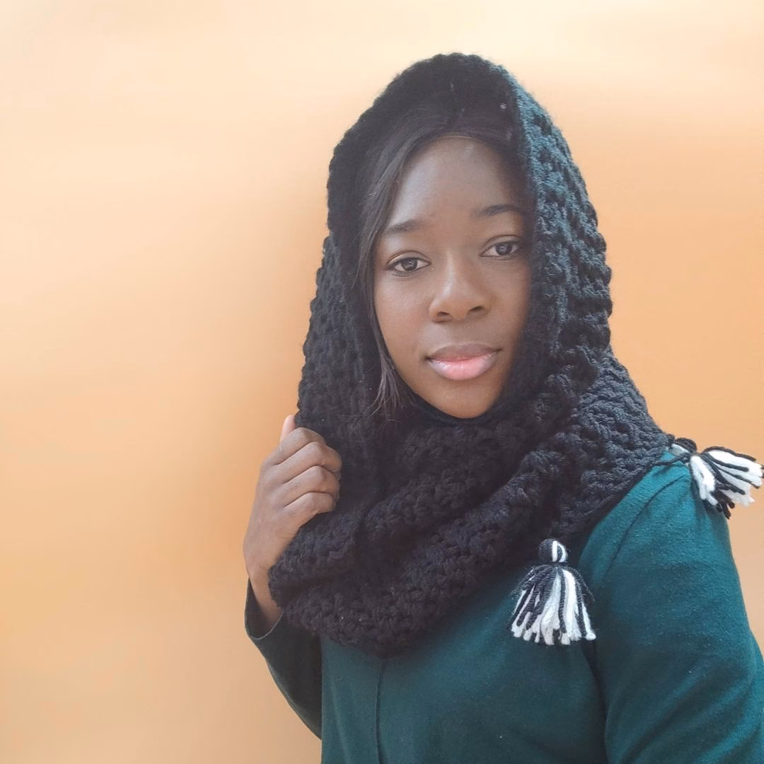 What does a snood look like?