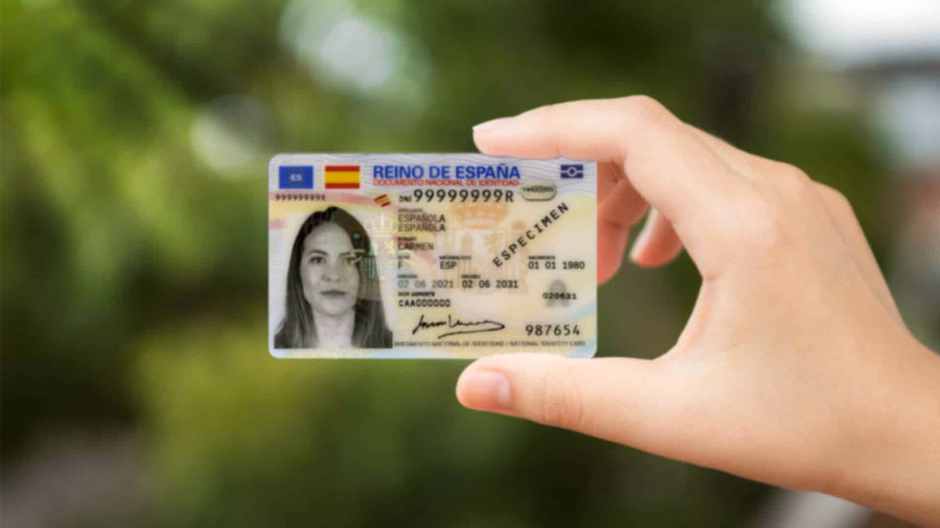 How to generate a random address in Spain?