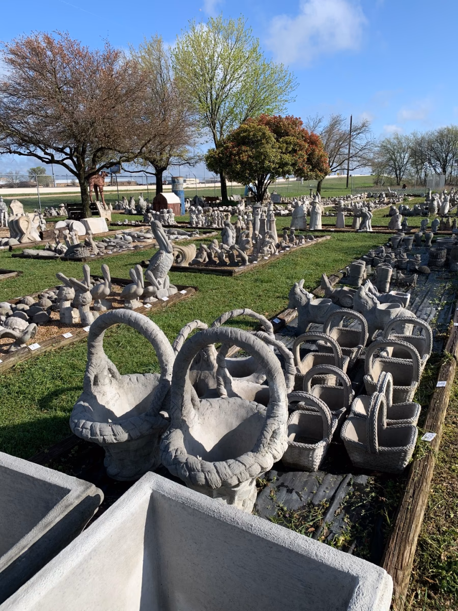 Quel est le plus grand choix de statues en pierre ?