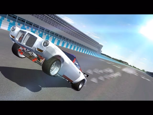 ¿Qué ofrece Street Legal Racing: Redline?