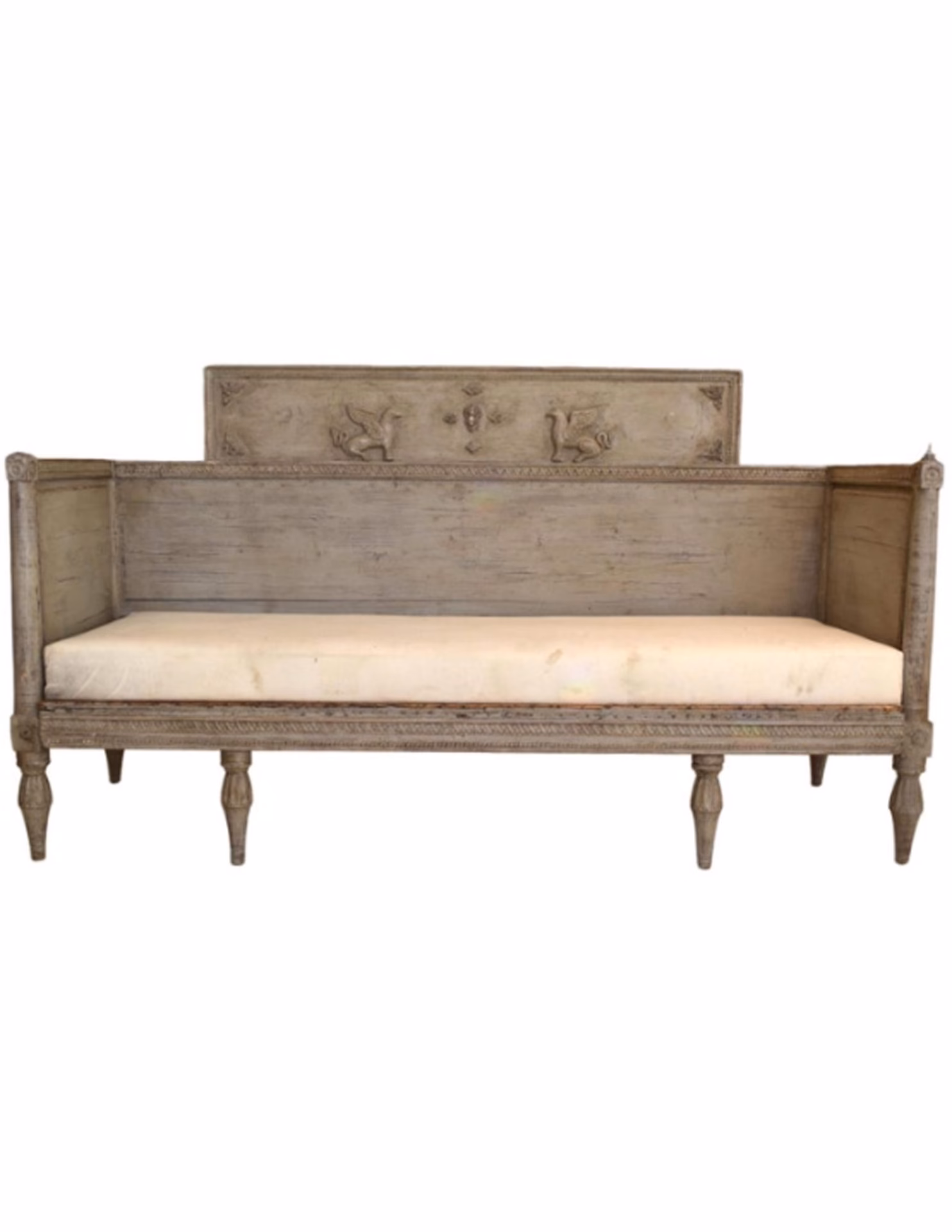 What is a bench & a sitting bench?
