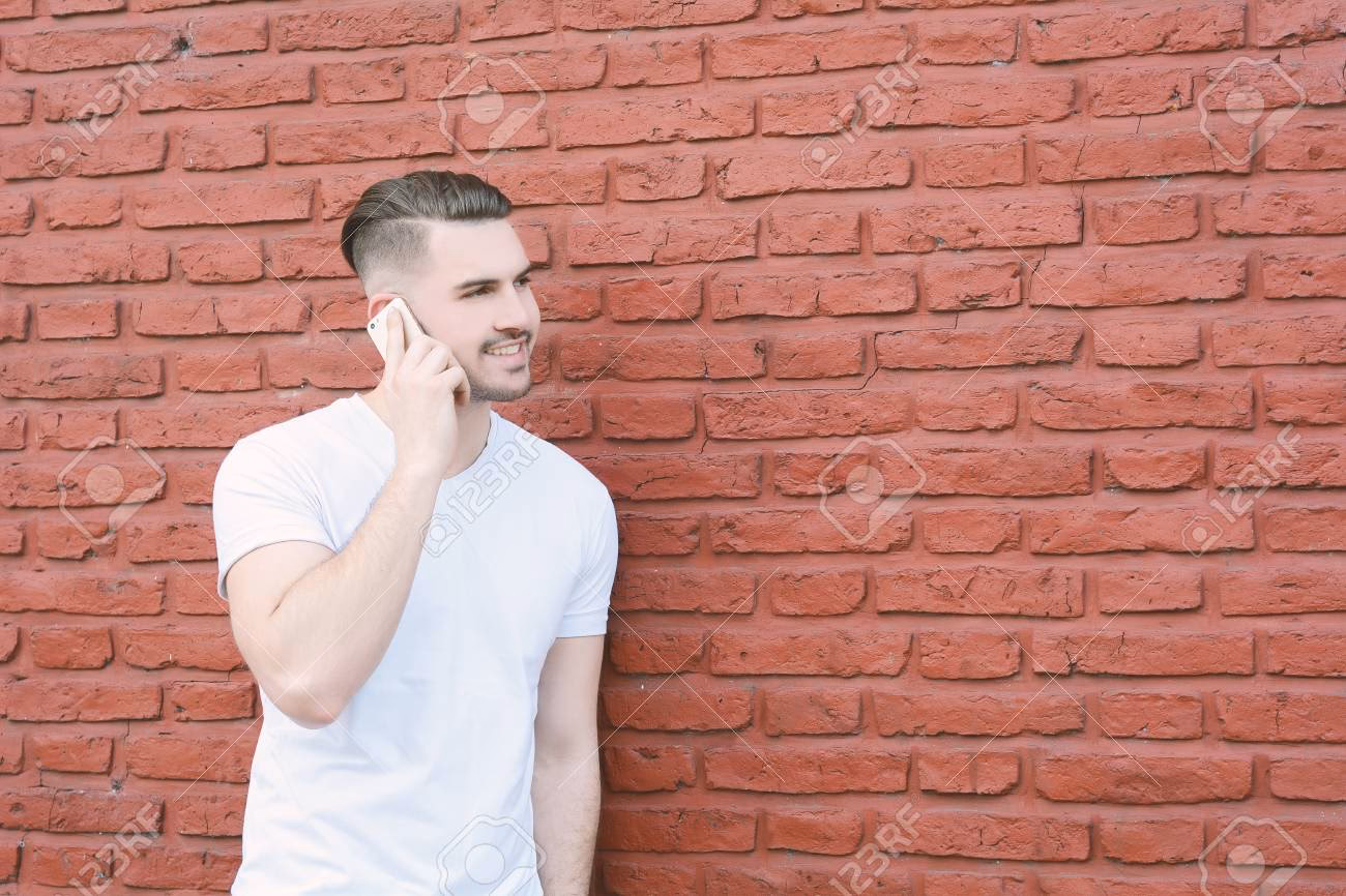 What does talking to a wall mean?