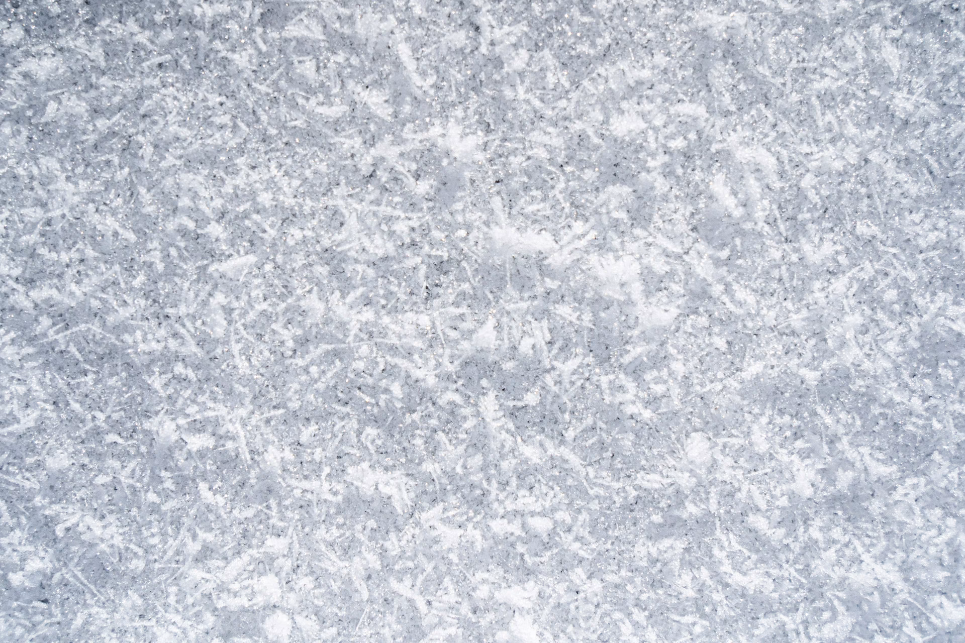 Can I make it snow in my artwork?