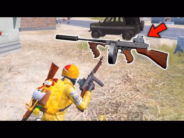 Which SMG is better UMP or Thompson?
