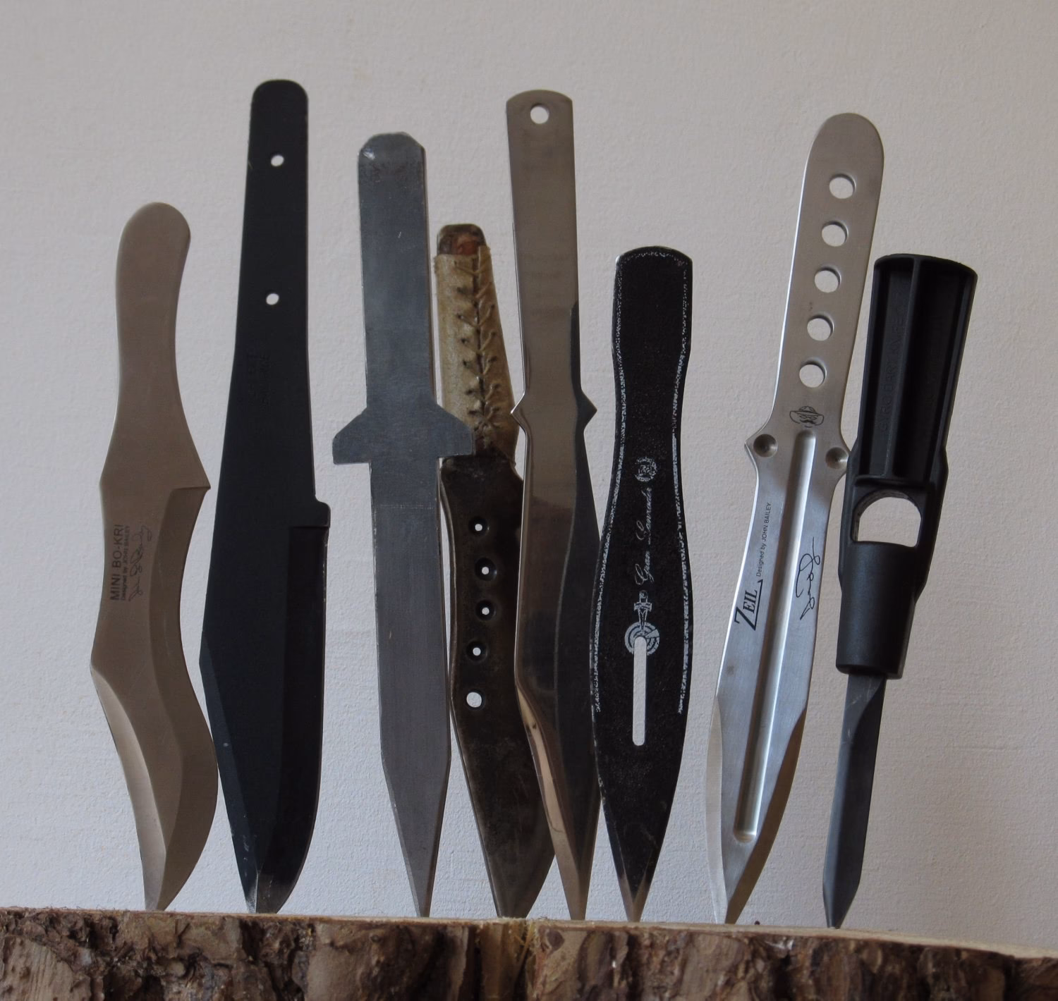 Where can I buy a throwing knife?