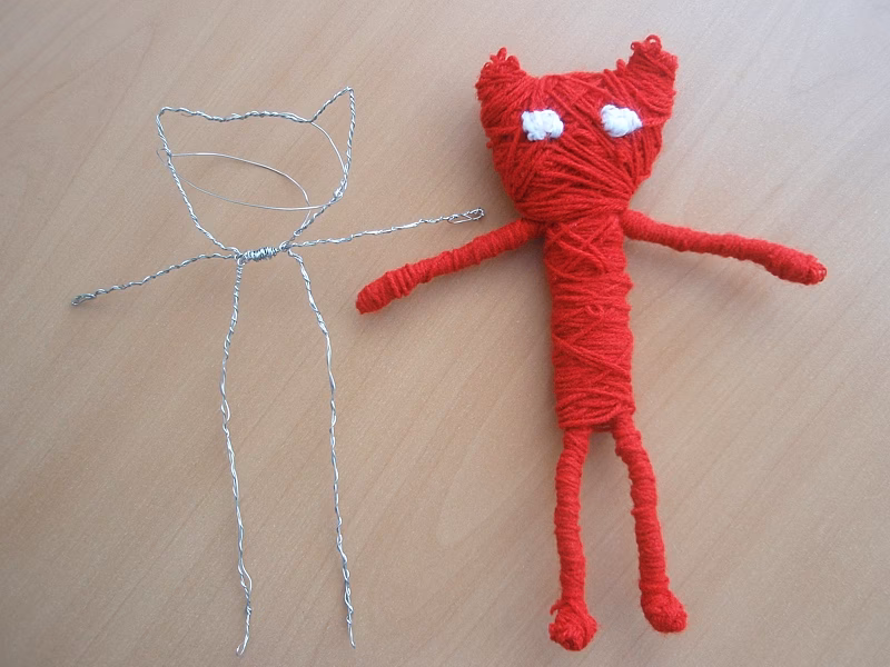 How do you sew up a loose yarn?
