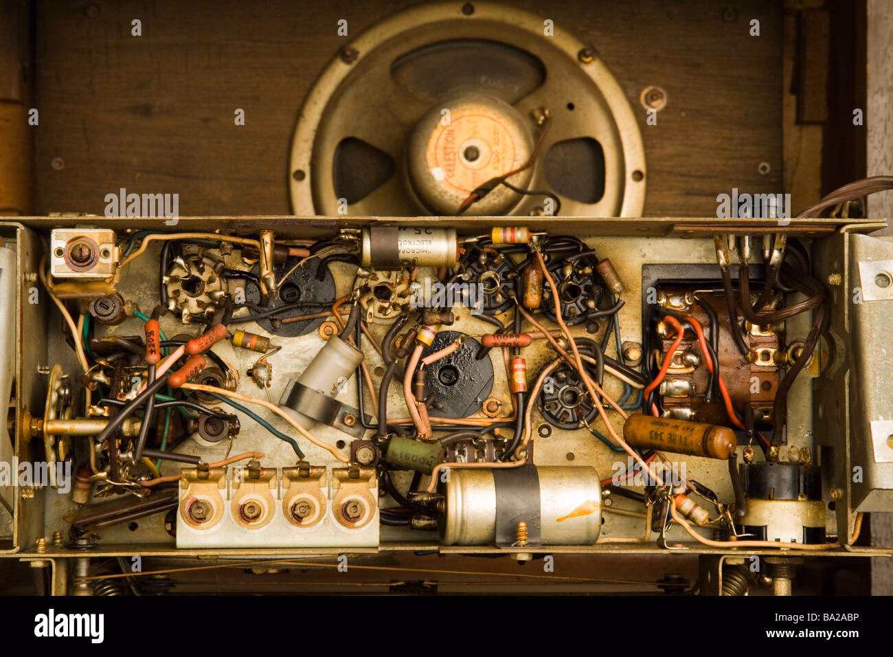 Why should you buy vintage audio valves?