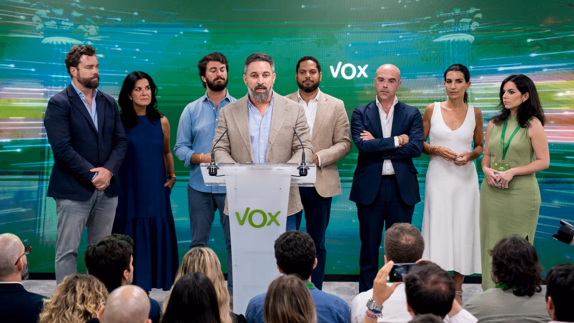 ¿Cuántos diputados tiene Vox?