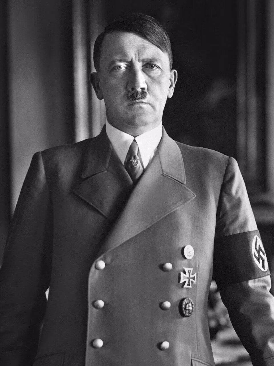 How many Adolf Hitler wallpapers are there?