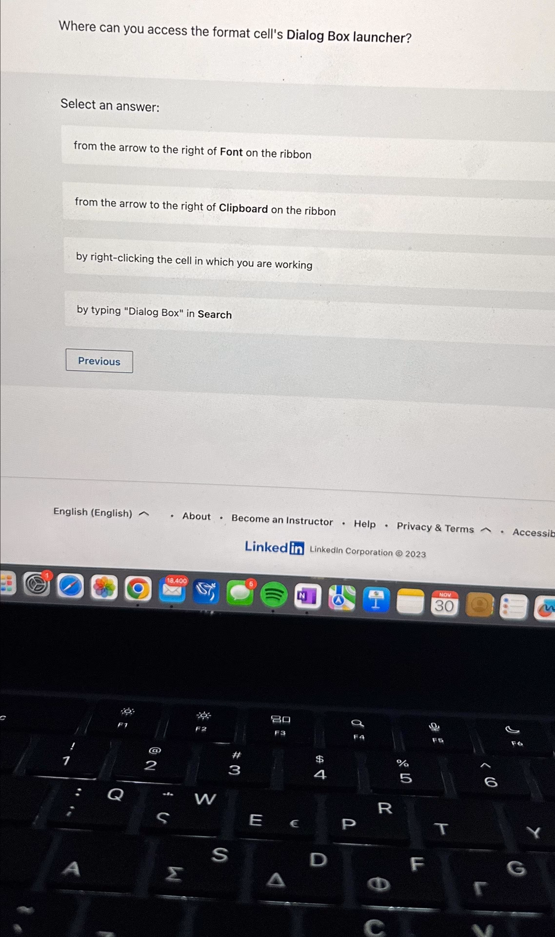 What settings are available in the format cells dialog box?